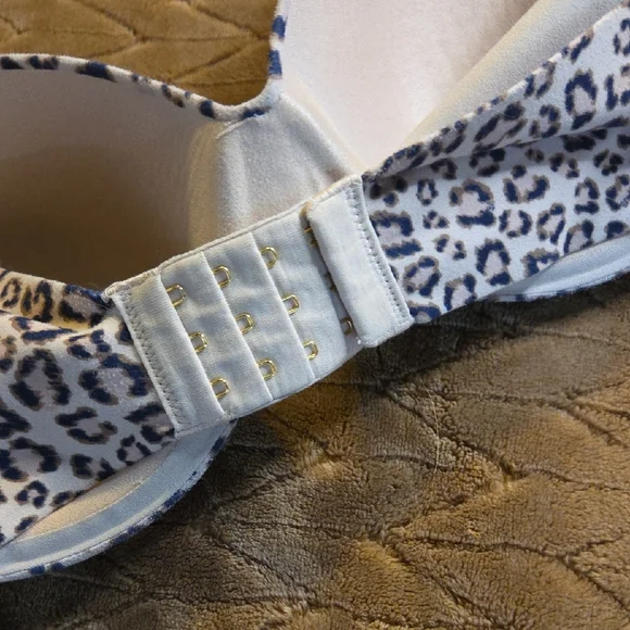 Leopard Print Women's Bra - Picture 4 of 4